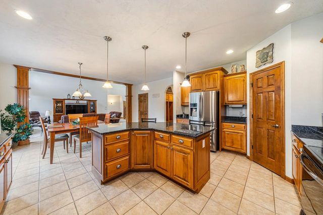 309 E STRATFORD LANE, Appleton, WI 54913