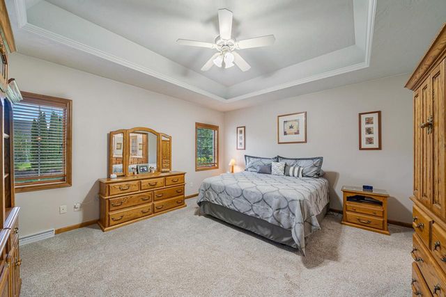 309 E STRATFORD LANE, Appleton, WI 54913