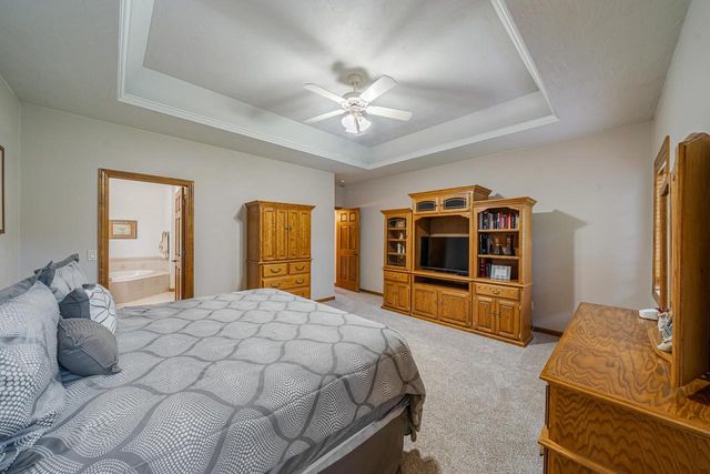 309 E STRATFORD LANE, Appleton, WI 54913