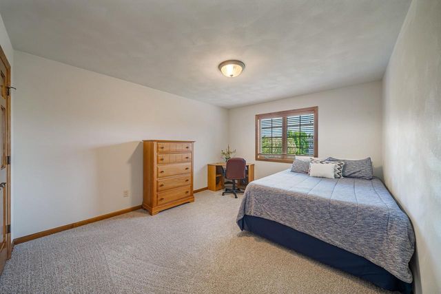 309 E STRATFORD LANE, Appleton, WI 54913