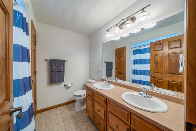 309 E STRATFORD LANE, Appleton, WI 54913