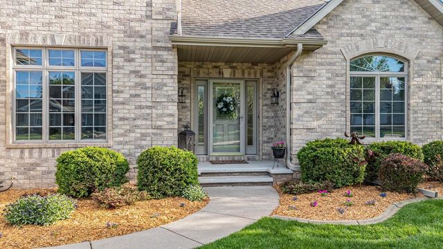 309 E STRATFORD LANE, Appleton, WI 54913