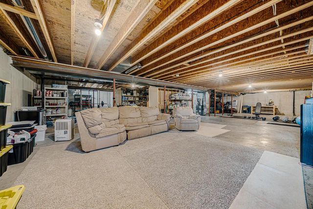309 E STRATFORD LANE, Appleton, WI 54913