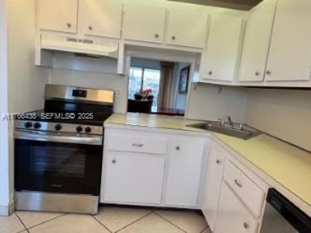 6090 NW 64th Avenue 310, Tamarac, FL 33319