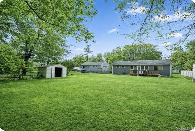 16 Meadow Road, Cortlandt Manor, NY 10548