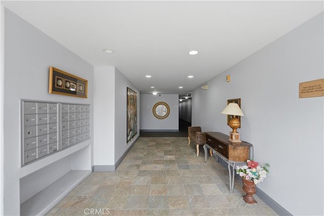 17888 Alburtis Avenue B112, Artesia, CA 90701