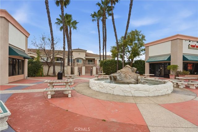 17888 Alburtis Avenue B112, Artesia, CA 90701