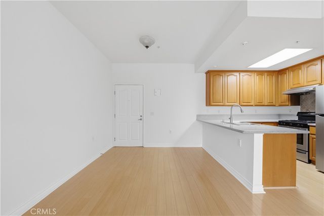 17888 Alburtis Avenue B112, Artesia, CA 90701