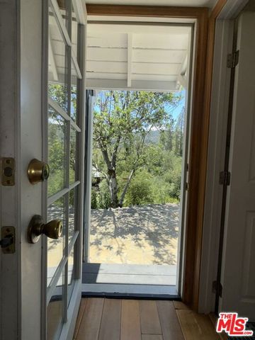 30473 Mulholland Hwy 141, Agoura Hills, CA 91301