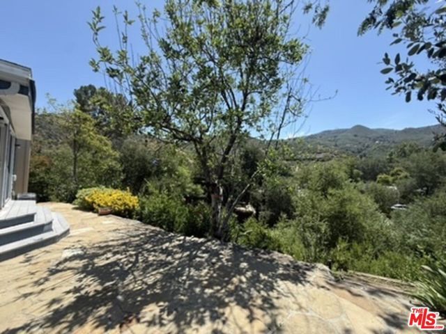 30473 Mulholland Hwy 141, Agoura Hills, CA 91301