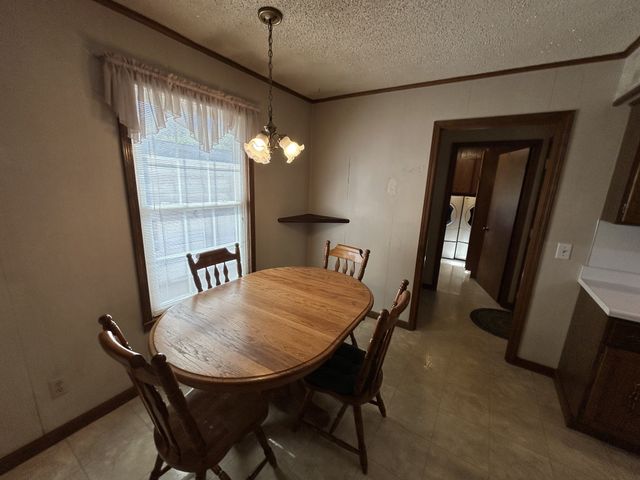 416 S Wilson St, Paris, TN 38242