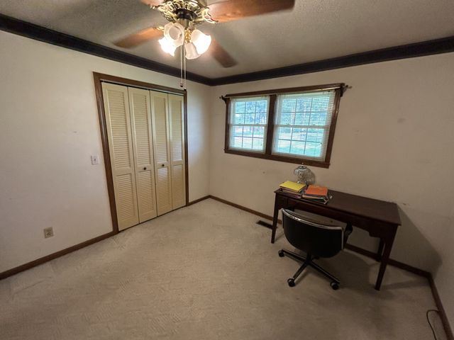 416 S Wilson St, Paris, TN 38242