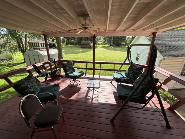 416 S Wilson St, Paris, TN 38242