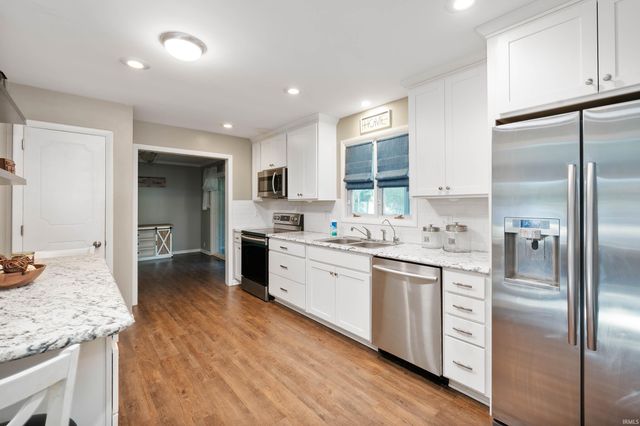 705 N Bittersweet Lane, Muncie, IN 47034