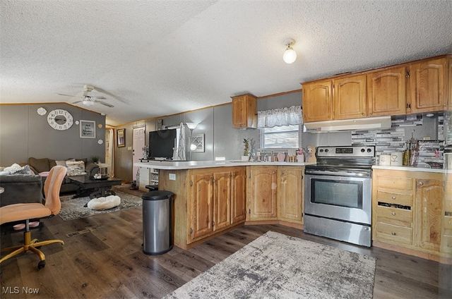 9978 Mordred Lane, Streetsboro, OH 44241