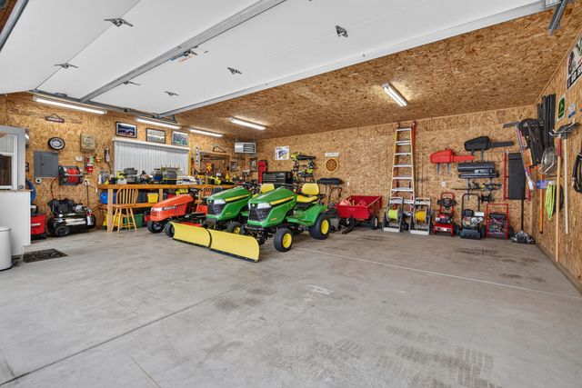 723 O Toole Drive, Minooka, IL 60447