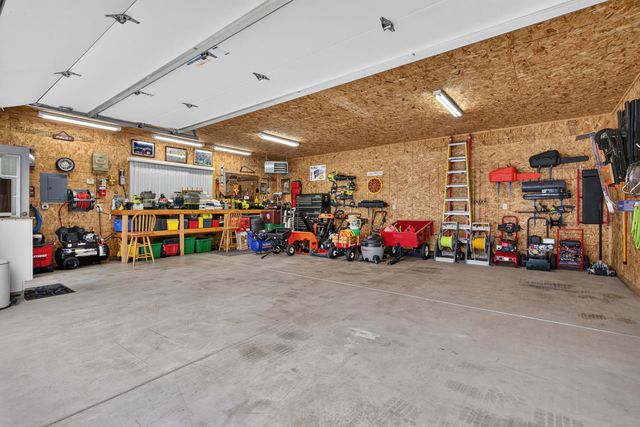 723 O Toole Drive, Minooka, IL 60447