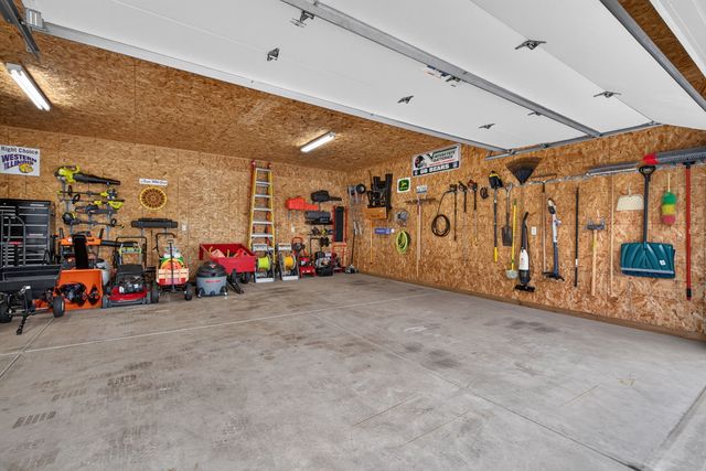 723 O Toole Drive, Minooka, IL 60447