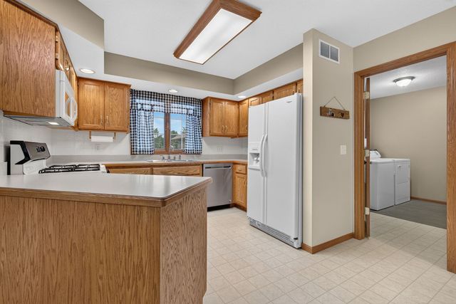 723 O Toole Drive, Minooka, IL 60447