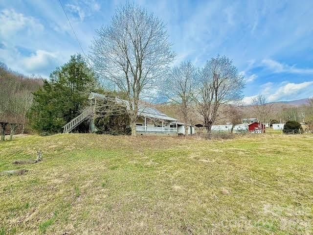 6367 NC 261 Highway, Bakersville, NC 28705