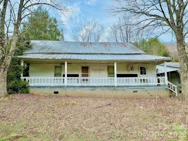 6367 NC 261 Highway, Bakersville, NC 28705