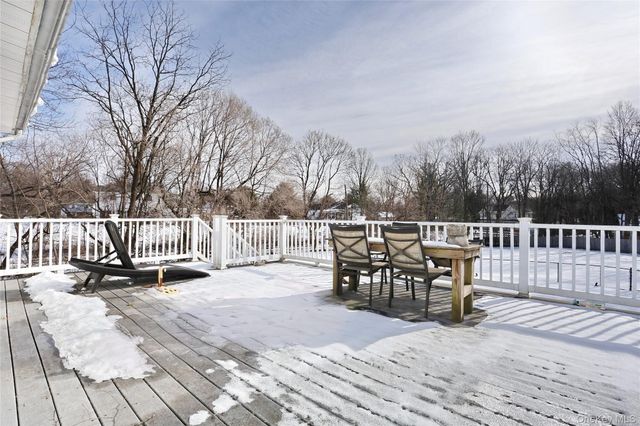 3 Brettmann Circle, New City, NY 10956