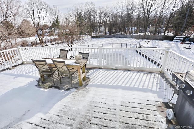 3 Brettmann Circle, New City, NY 10956