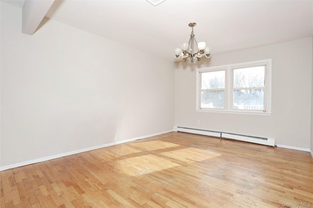 3 Brettmann Circle, New City, NY 10956