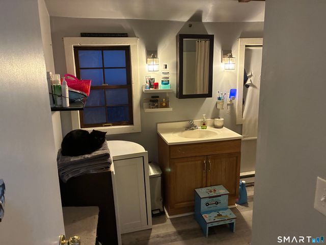 14 Mattabeseck Road, Middlefield, CT 06455