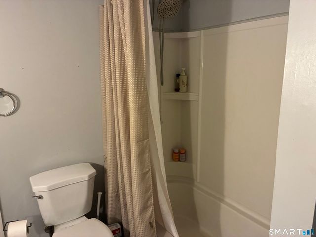 14 Mattabeseck Road, Middlefield, CT 06455