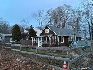 14 Mattabeseck Road, Middlefield, CT 06455