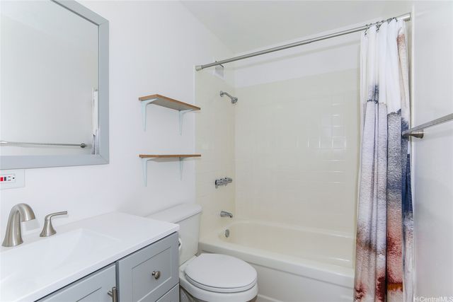 909 Ala Lilikoi Street 314, Honolulu, HI 96818