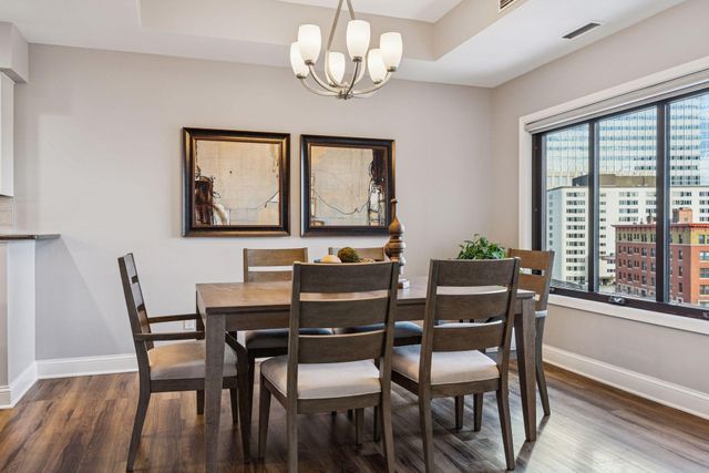 1201 Yale Place 608, Minneapolis, MN 55403