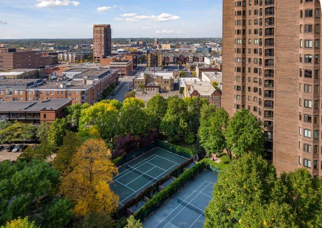 1201 Yale Place 608, Minneapolis, MN 55403