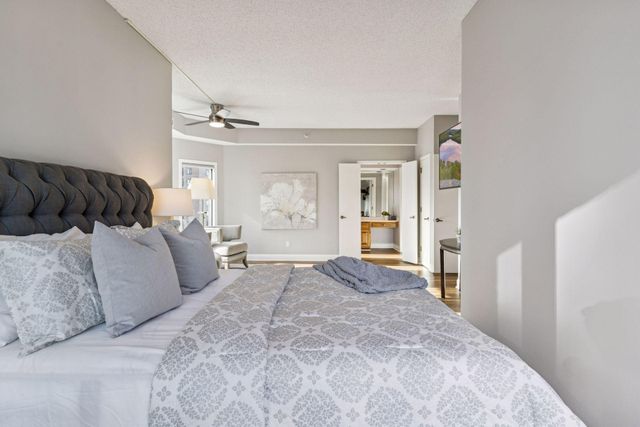 1201 Yale Place 608, Minneapolis, MN 55403