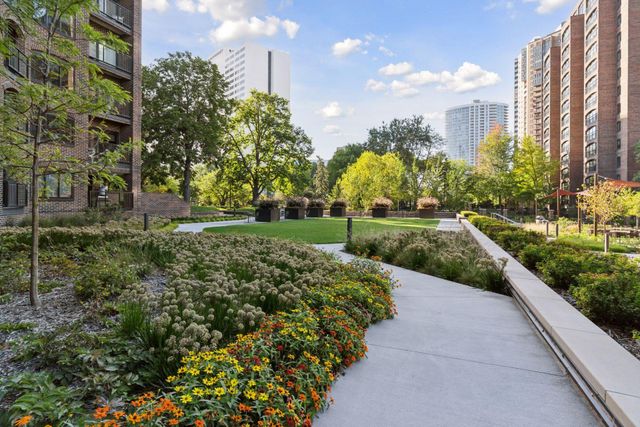 1201 Yale Place 608, Minneapolis, MN 55403