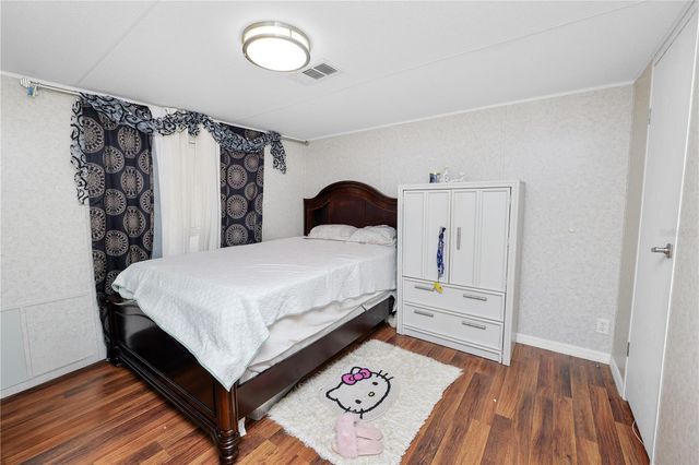 710 W SOCRUM LOOP ROAD 14, Lakeland, FL 33809