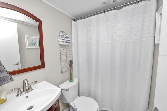 710 W SOCRUM LOOP ROAD 14, Lakeland, FL 33809