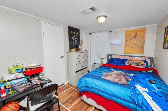 710 W SOCRUM LOOP ROAD 14, Lakeland, FL 33809