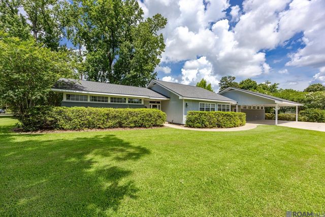 8675 W Fairway Dr, Baton Rouge, LA 70809