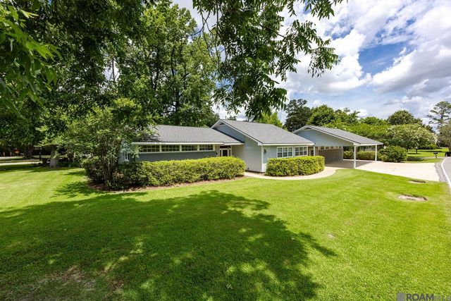 8675 W Fairway Dr, Baton Rouge, LA 70809