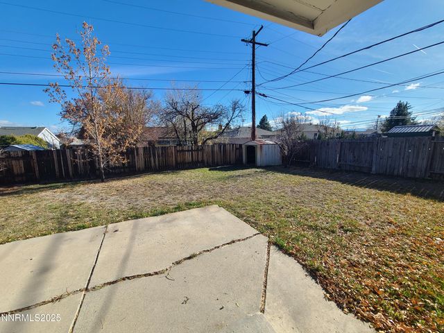 720 Stoker Avenue, Reno, NV 89503