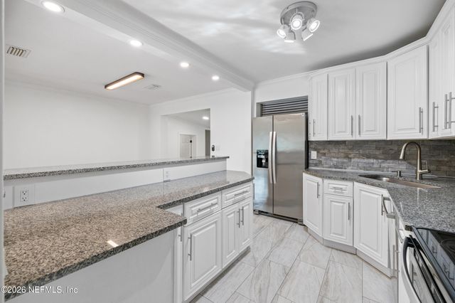 3432 TARPON Drive, Jacksonville, FL 32277