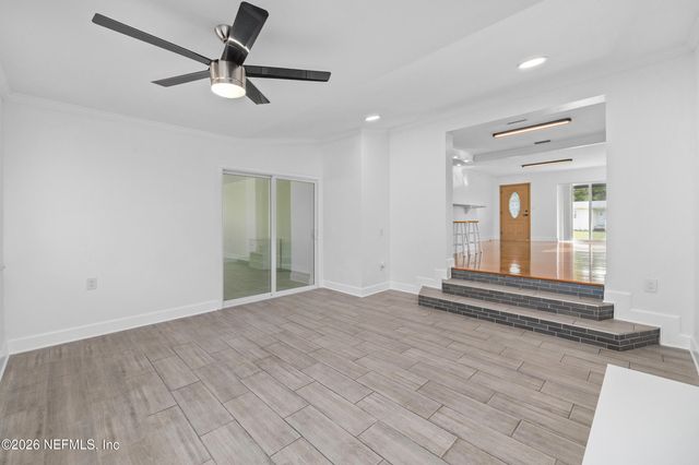 3432 TARPON Drive, Jacksonville, FL 32277