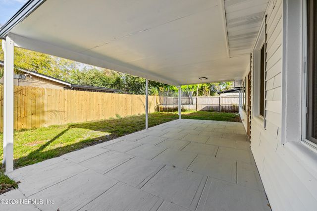 3432 TARPON Drive, Jacksonville, FL 32277