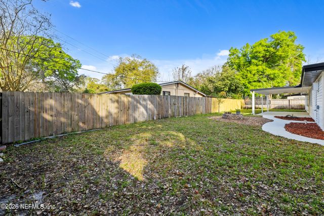 3432 TARPON Drive, Jacksonville, FL 32277