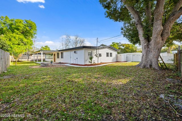 3432 TARPON Drive, Jacksonville, FL 32277