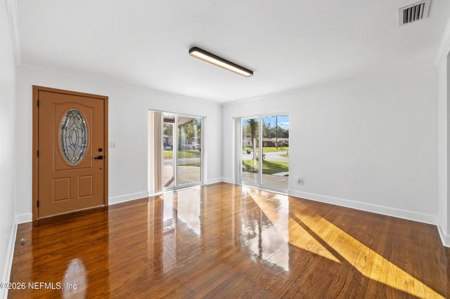 3432 TARPON Drive, Jacksonville, FL 32277