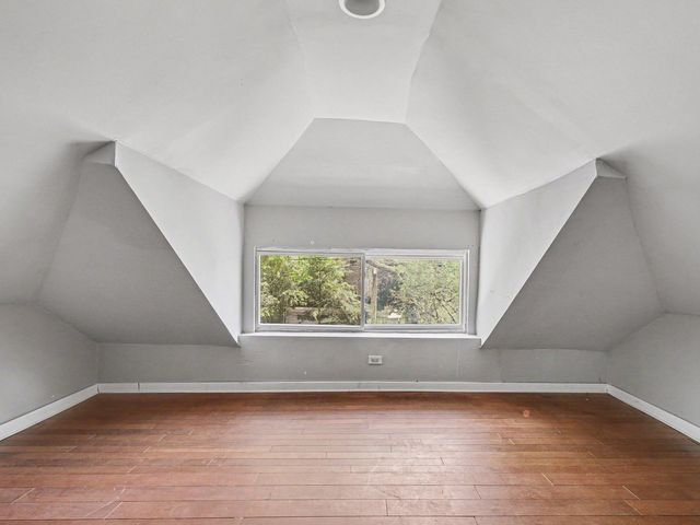 11949 S Lafayette Avenue, Chicago, IL 60628