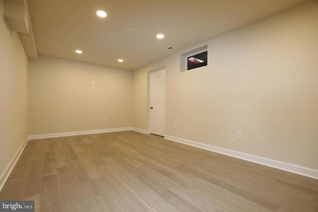 8006 HARBOR PL, Frederick, MD 21701